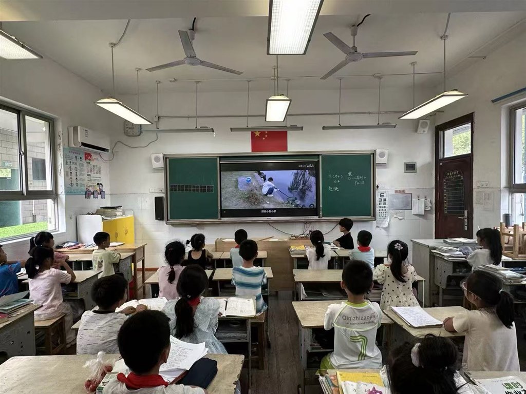 6.25暑期安全教育照片.jpg