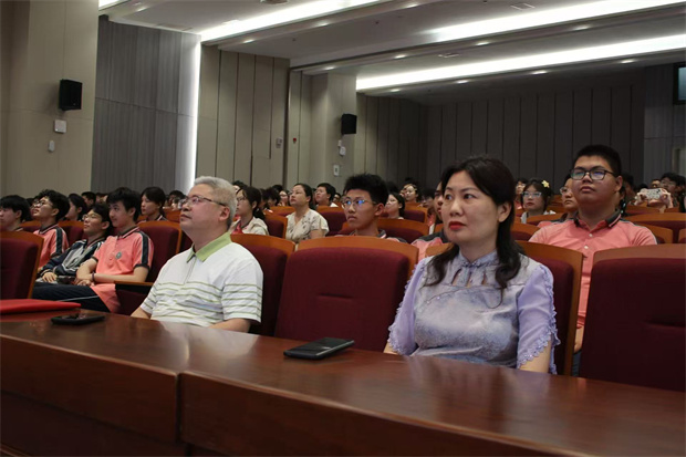 463f60855f72739bc32a752a13e4771_副本.jpg