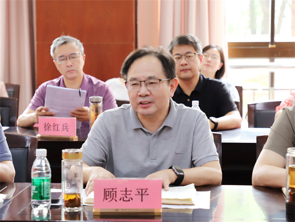 3顾志平校长.jpg