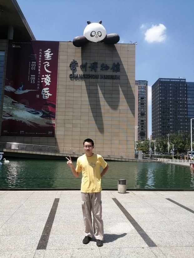 八20方珞嵘.jpg