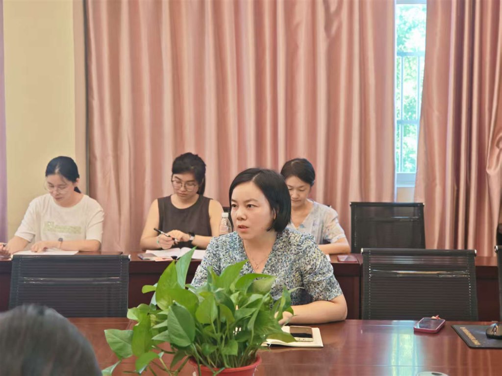 言校.jpg 言校.jpg