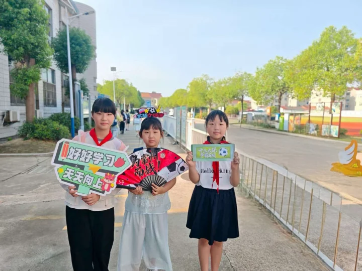 da2ba764efc047c180a7d4cf45239aa2.png da2ba764efc047c180a7d4cf45239aa2.png