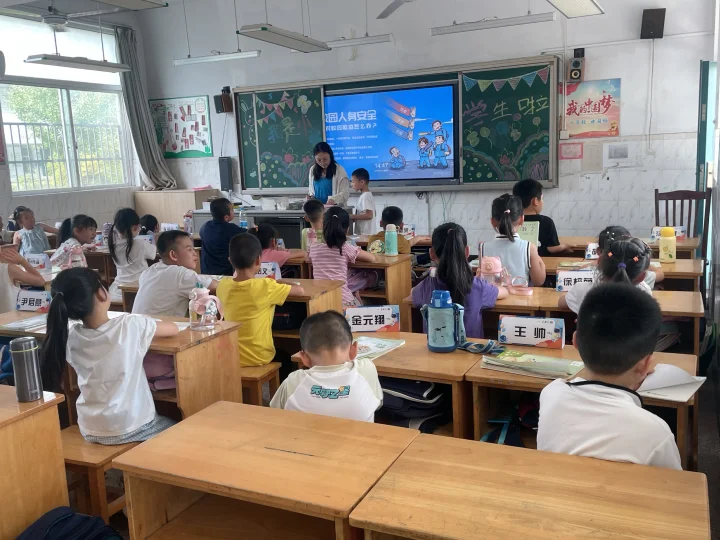 14a31fb0b0ec4c4190a52a6e2bd9de21.png 14a31fb0b0ec4c4190a52a6e2bd9de21.png