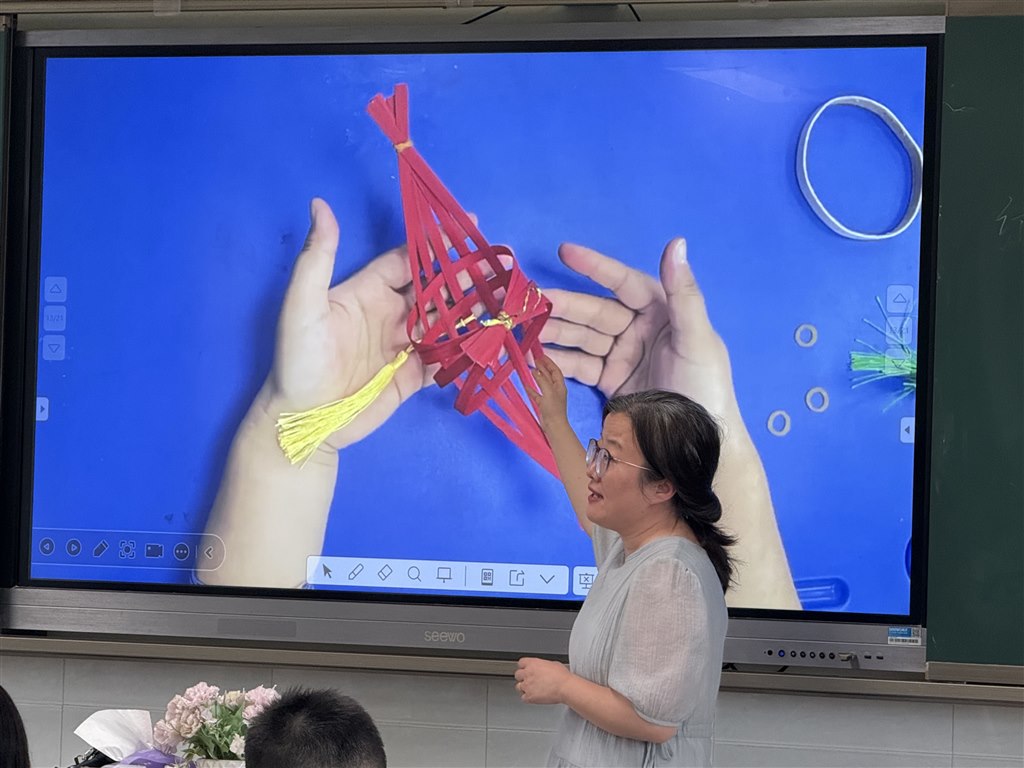 劳2.JPG