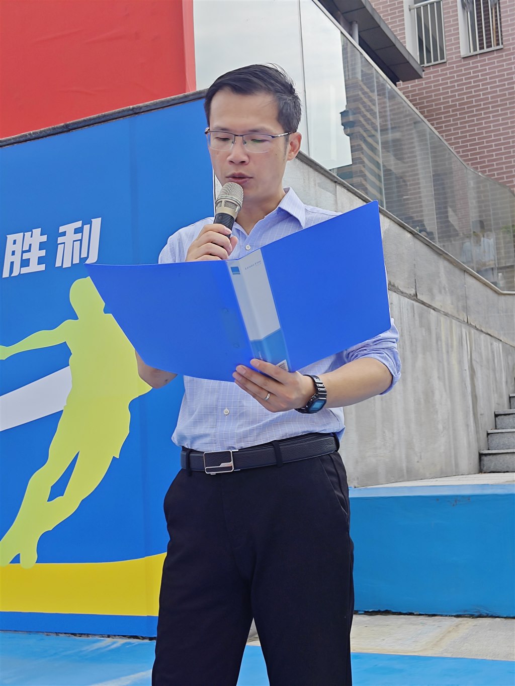 吴鹏.jpg 吴鹏.jpg