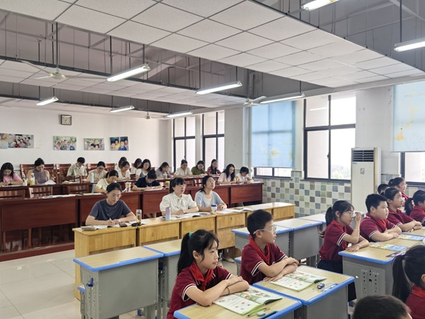 1、封面.jpeg 1、封面.jpeg