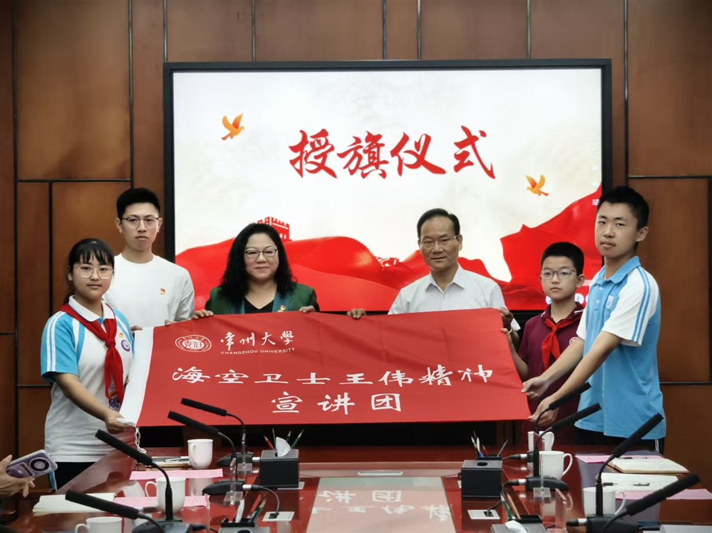 1bf7832e0cc08d5ea736522563f53f6e.JPG 1bf7832e0cc08d5ea736522563f53f6e.JPG