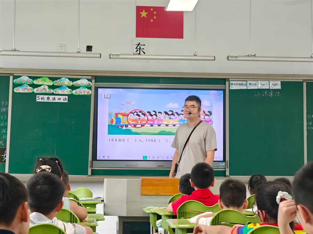 9e5852df2a9884bbd556940725282b30.jpg 9e5852df2a9884bbd556940725282b30.jpg