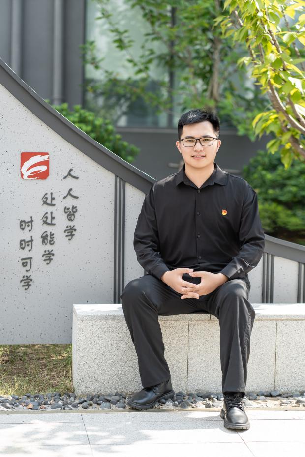 DOD09744(1).jpg DOD09744(1).jpg