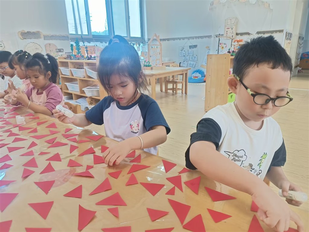 E94F19D5ABA485A5172C0935A03D9AEE.jpg E94F19D5ABA485A5172C0935A03D9AEE.jpg