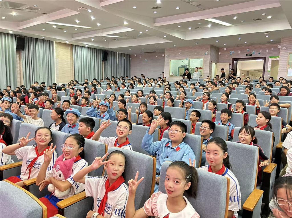 f18c875193aa81aca2e5cc1704f56f8c.jpg f18c875193aa81aca2e5cc1704f56f8c.jpg