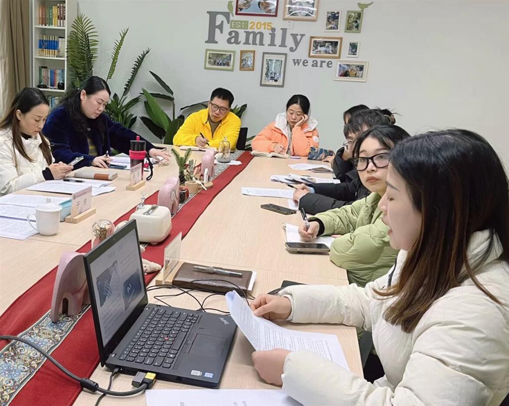 培训照片.PNG 培训照片.PNG