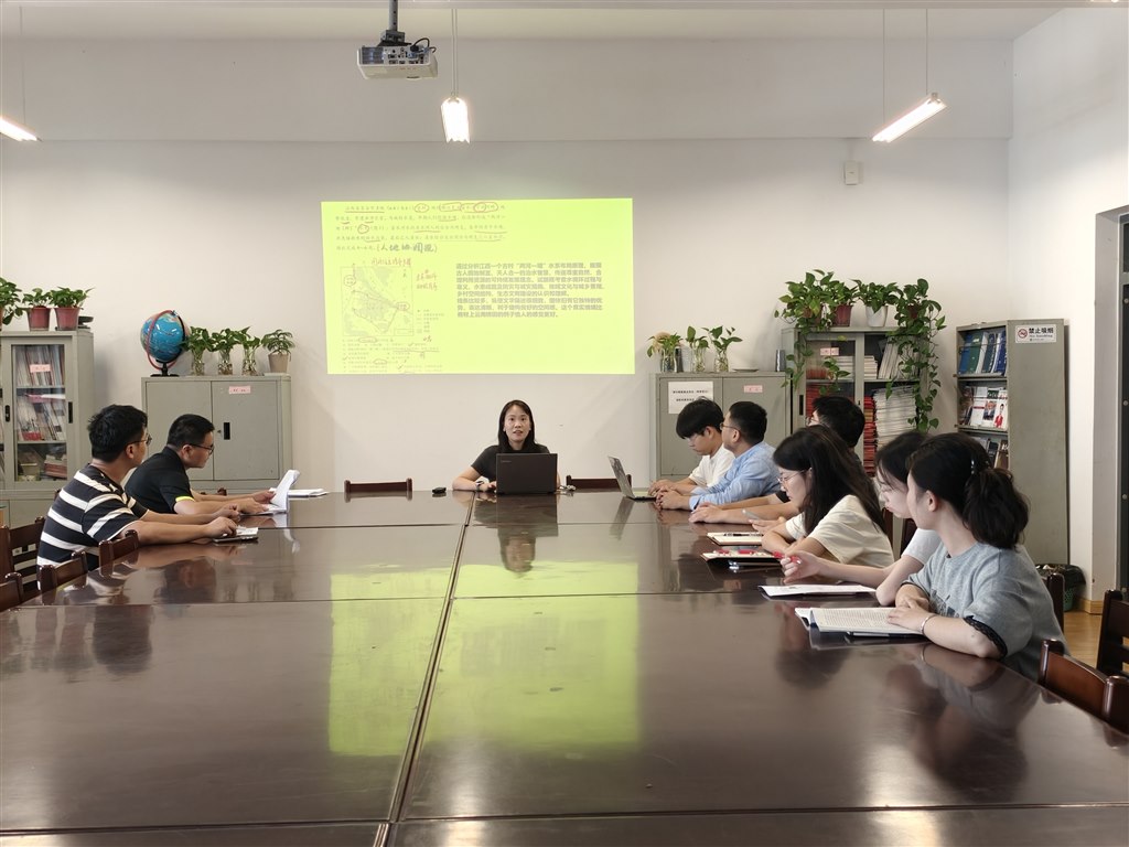 成长照片.jpg 成长照片.jpg