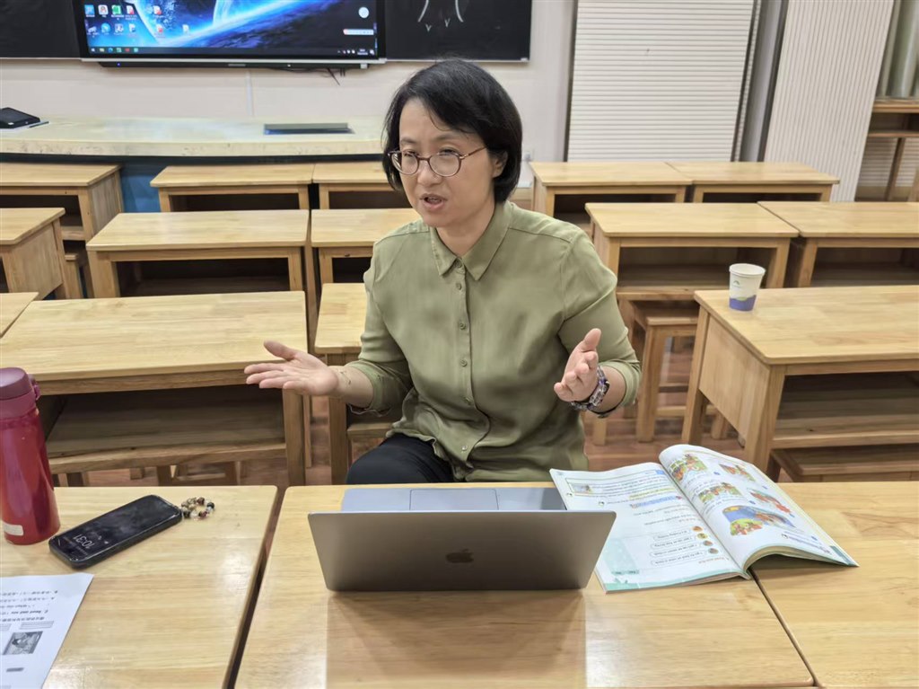 黄小燕.jpg 黄小燕.jpg