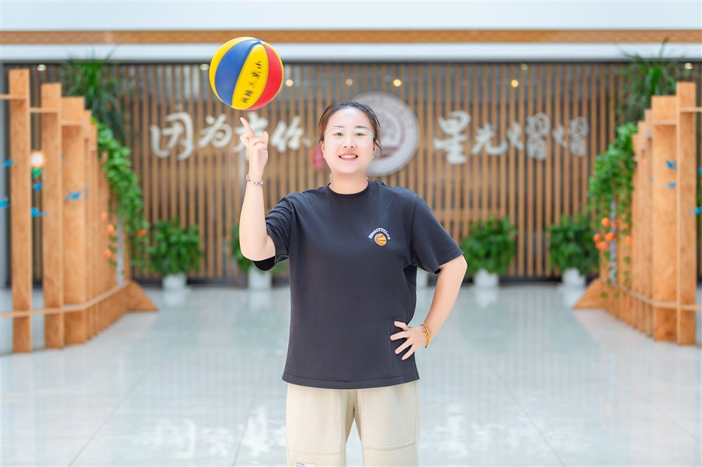 47华叶红.jpg 47华叶红.jpg