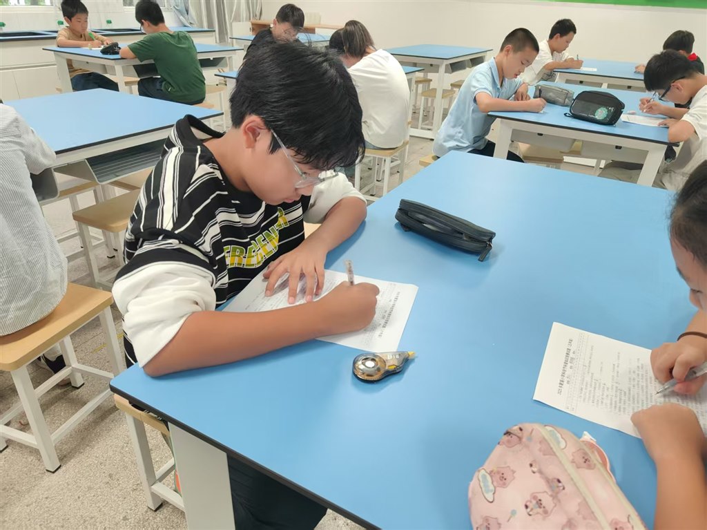 知识竞赛2.jpg