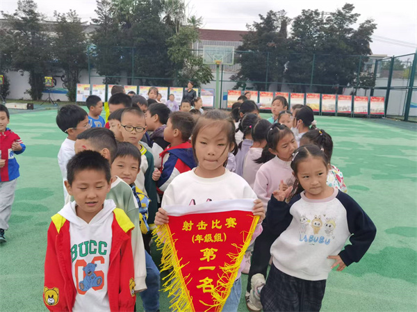 互动中年级2.jpg