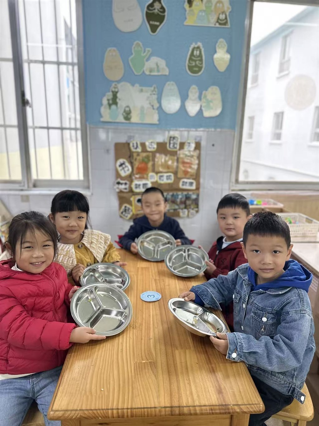微信图片_20251021111817_21_12.jpg 微信图片_20251021111817_21_12.jpg