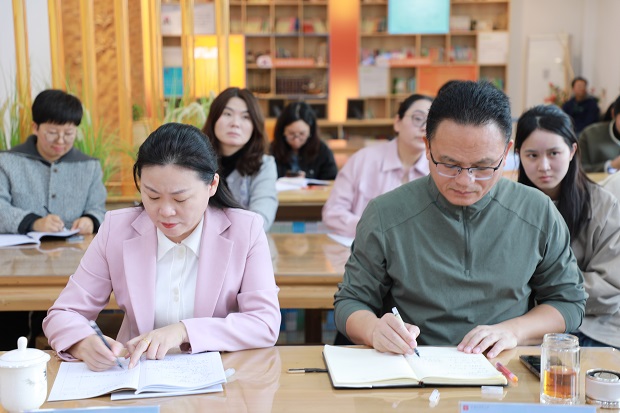 AC0A3477.JPG AC0A3477.JPG