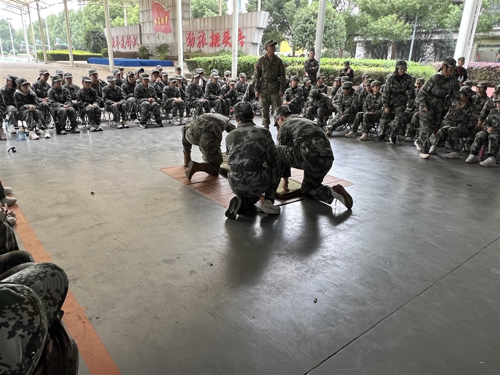 IMG_3273.JPG IMG_3273.JPG