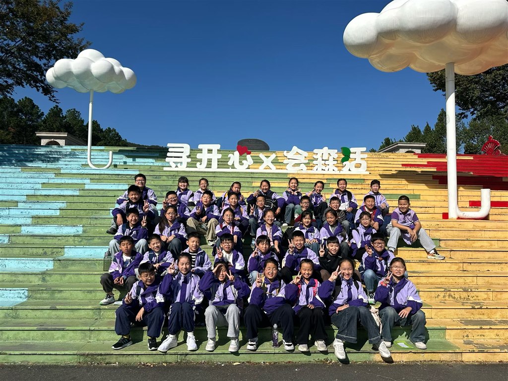 8dfbae84e594635f1ad02ef6d32996fa.jpg 8dfbae84e594635f1ad02ef6d32996fa.jpg