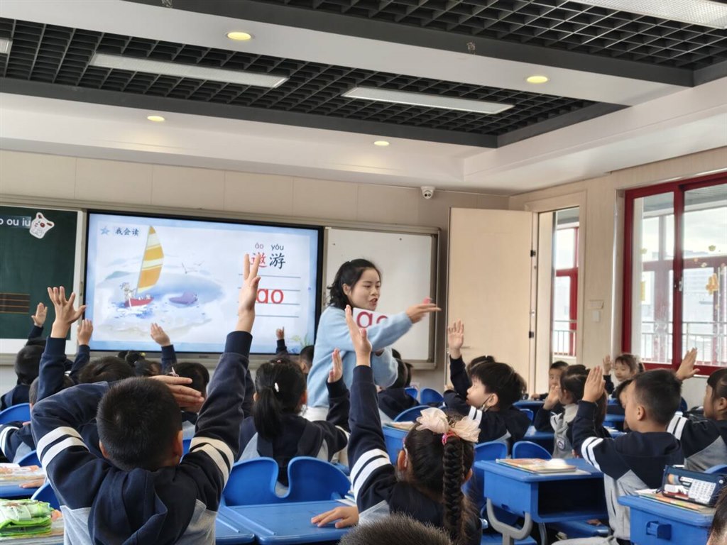 照片3.jpg 照片3.jpg