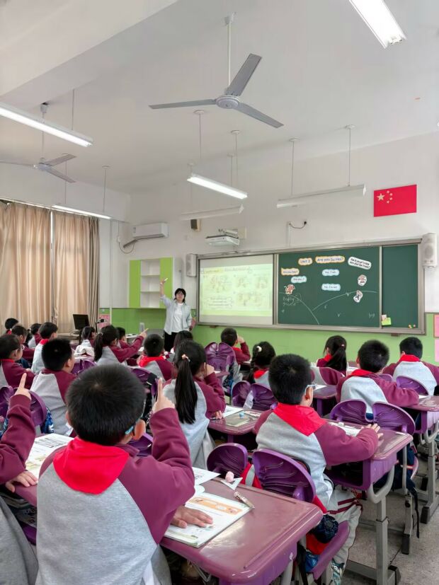 吴硕《Unit3 Are you Su Hai?》.jpg