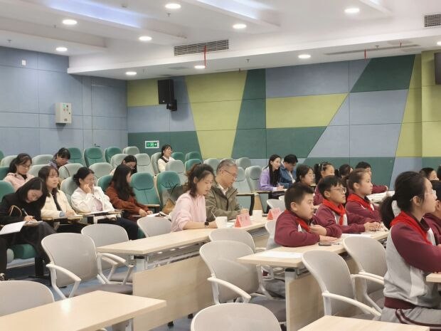 听课1.jpg 听课1.jpg