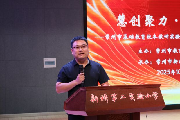 潘正凯点评.jpg 潘正凯点评.jpg