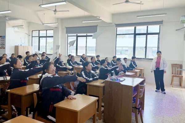 102301.jpg 102301.jpg