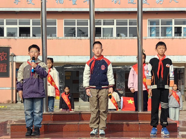 主题演讲.jpg 主题演讲.jpg