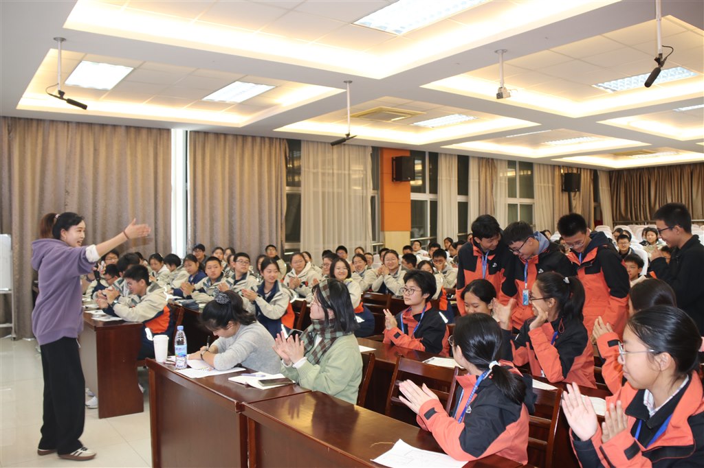 20251028区常规督导心理刘书戍 (3).JPG 20251028区常规督导心理刘书戍 (3).JPG