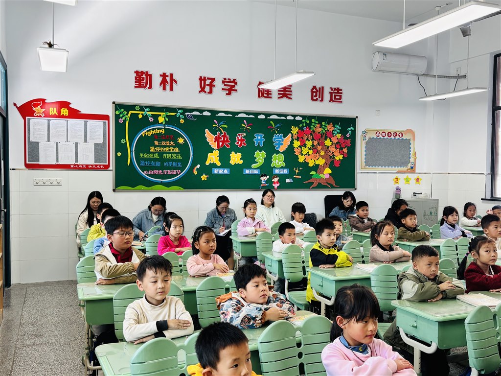 微信图片_20251029114715_80_136.jpg 微信图片_20251029114715_80_136.jpg