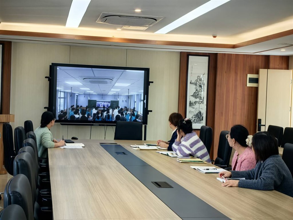 教研5.jpg 教研5.jpg