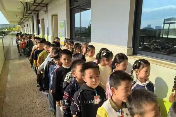 102513.jpg 102513.jpg