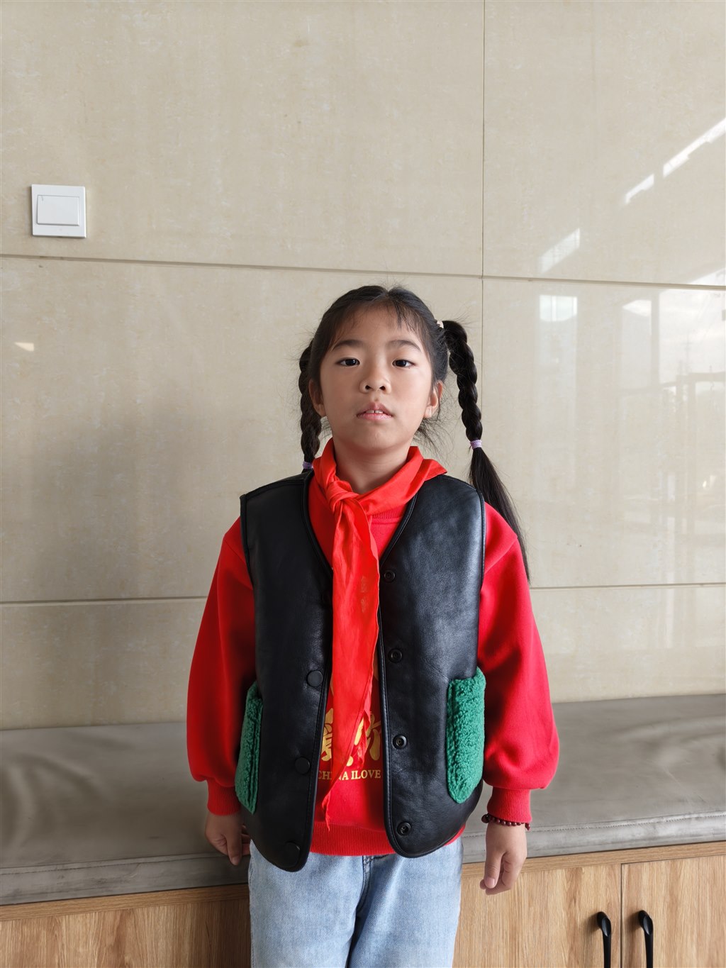 周艺涵.jpg 周艺涵.jpg