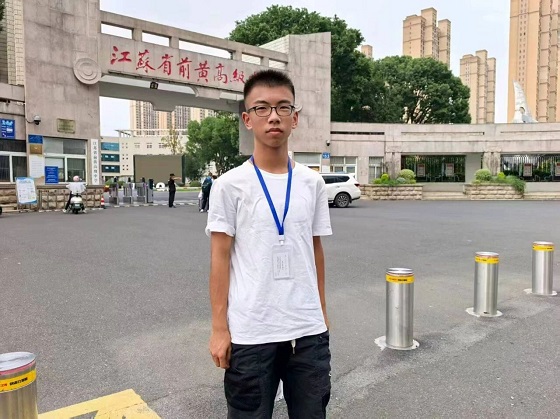 王 男.jpg 王 男.jpg