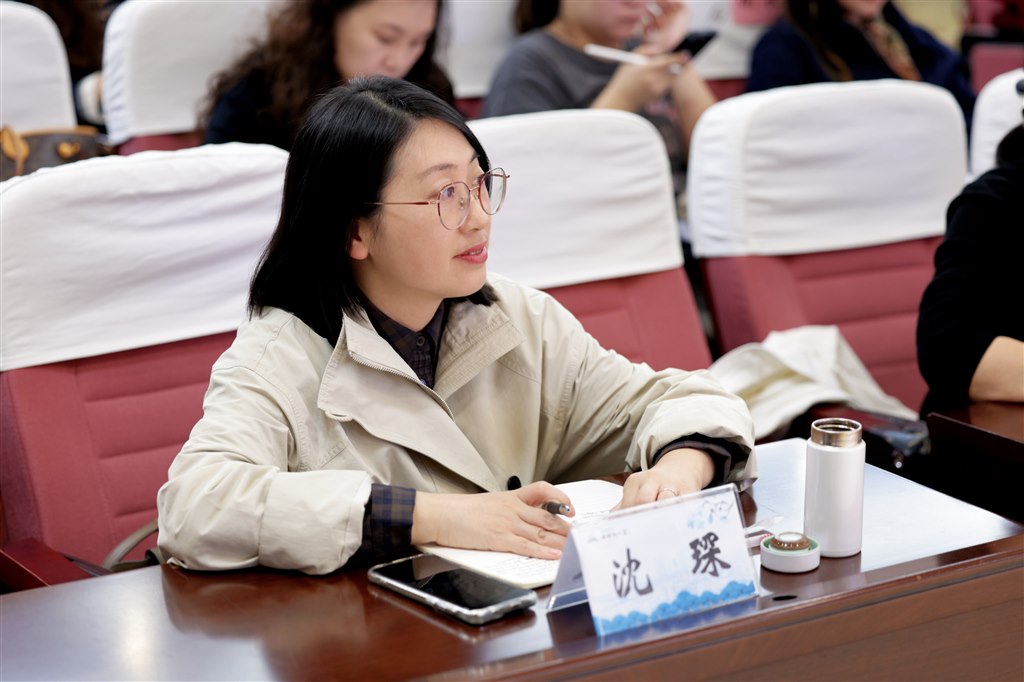 B8 专家特写6.jpg