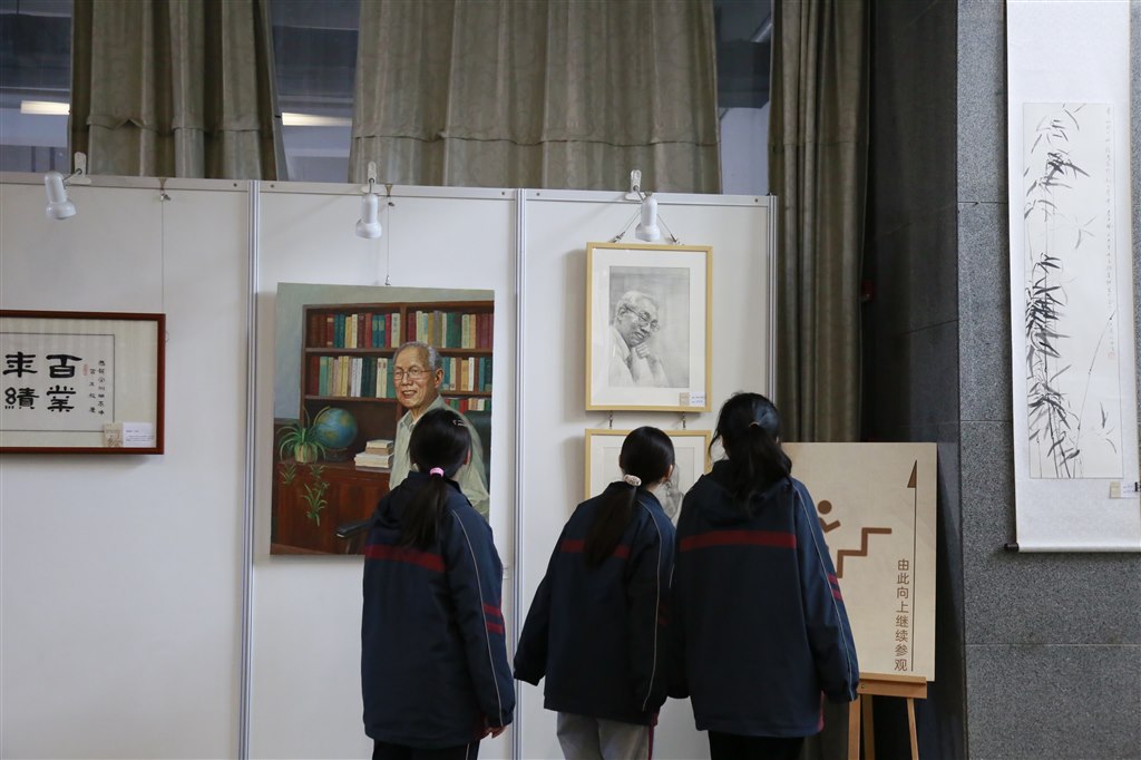 _Z2A1005.JPG _Z2A1005.JPG