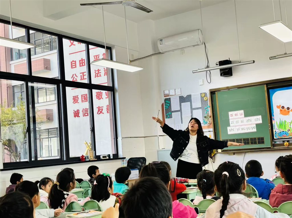 2b7e22367a63e0a54d199e49e44738b0.jpg 2b7e22367a63e0a54d199e49e44738b0.jpg