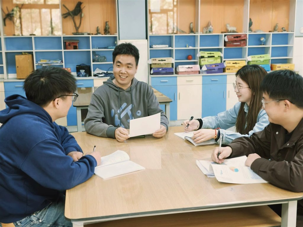 648abdc9b68de8767ab0d65e404696b3.jpg 648abdc9b68de8767ab0d65e404696b3.jpg