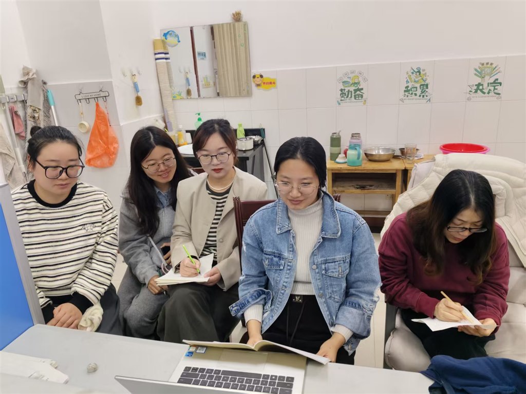 a888b748a1dec058597c46eb7e8309b0.jpg a888b748a1dec058597c46eb7e8309b0.jpg