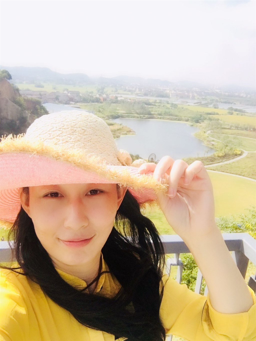 李晓霞.jpg 李晓霞.jpg