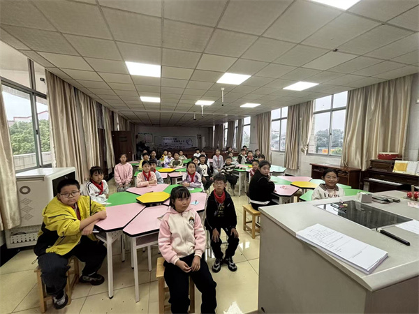 微信图片_20251107152458_2_4.jpg 微信图片_20251107152458_2_4.jpg