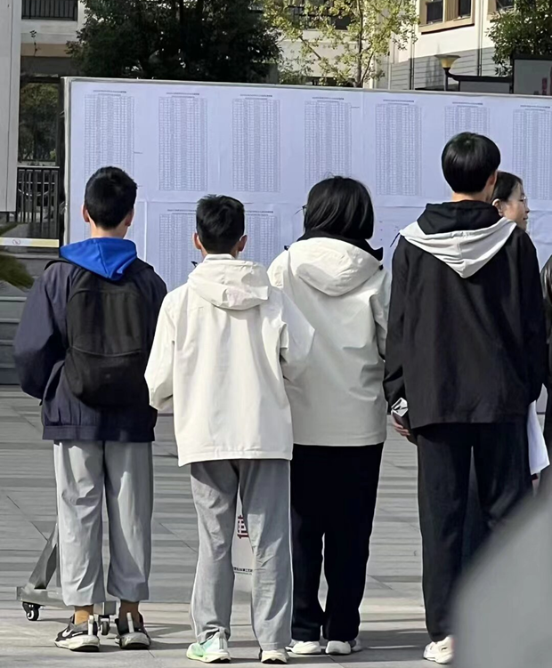 图片2.png 图片2.png