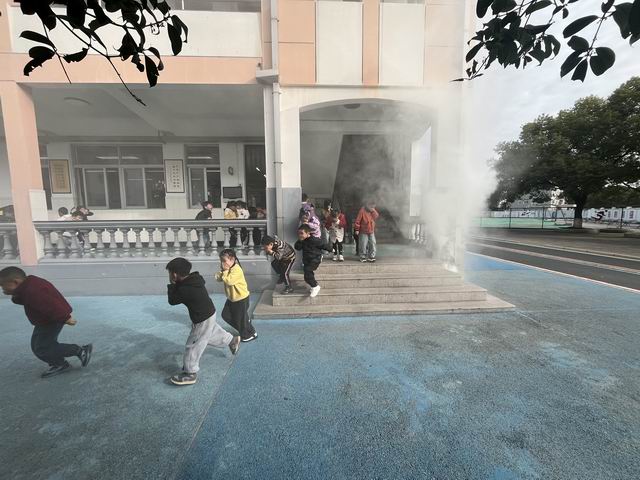 调整大小 476901171629988ea170f64eda07f3b.jpg