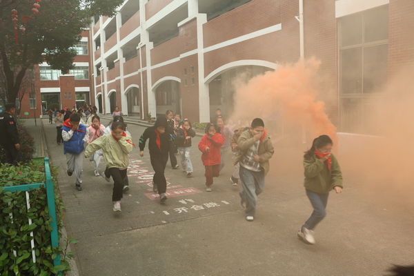 1G5A1335.JPG 1G5A1335.JPG