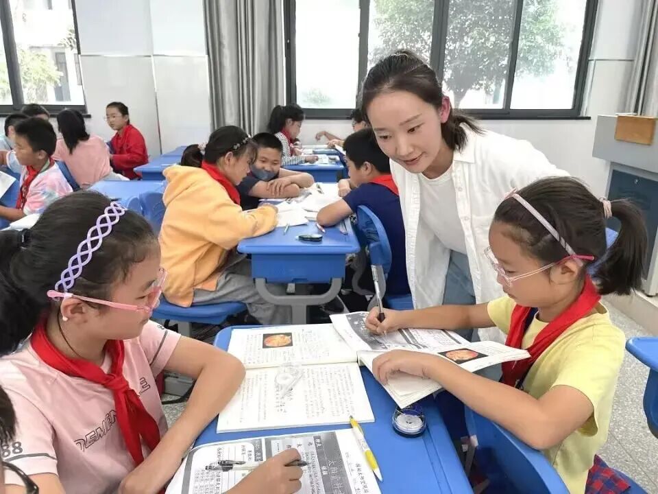 984F89617BD5A039B5D1FE12797996D8.jpg 984F89617BD5A039B5D1FE12797996D8.jpg