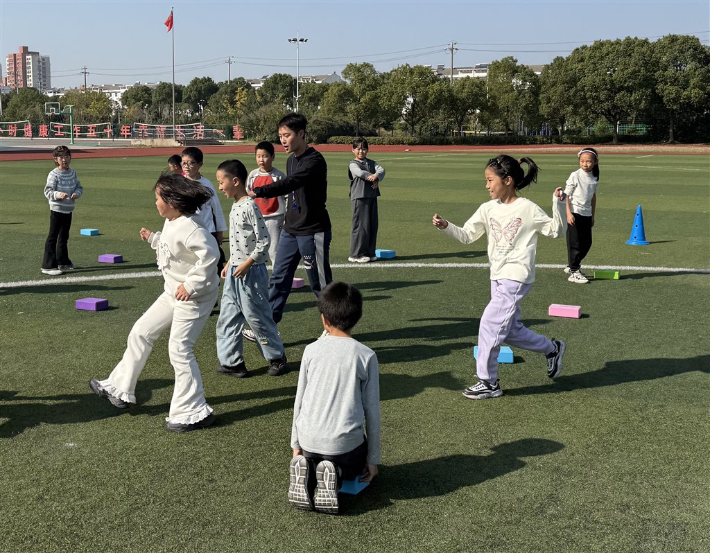 微信图片_20251113185712_398_17.jpg 微信图片_20251113185712_398_17.jpg