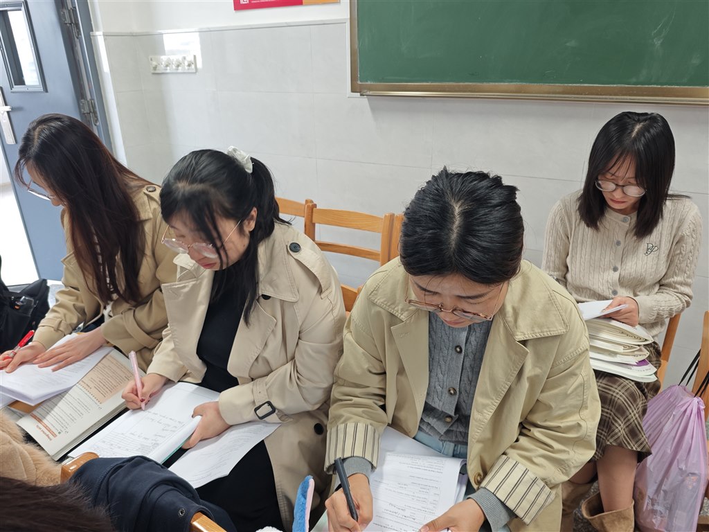 照片2.JPG 照片2.JPG